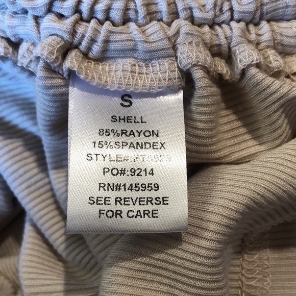 NWT Dress Forum side drawstring crop top stretchy form fitted ribbed beige top S - Picture 7 of 8